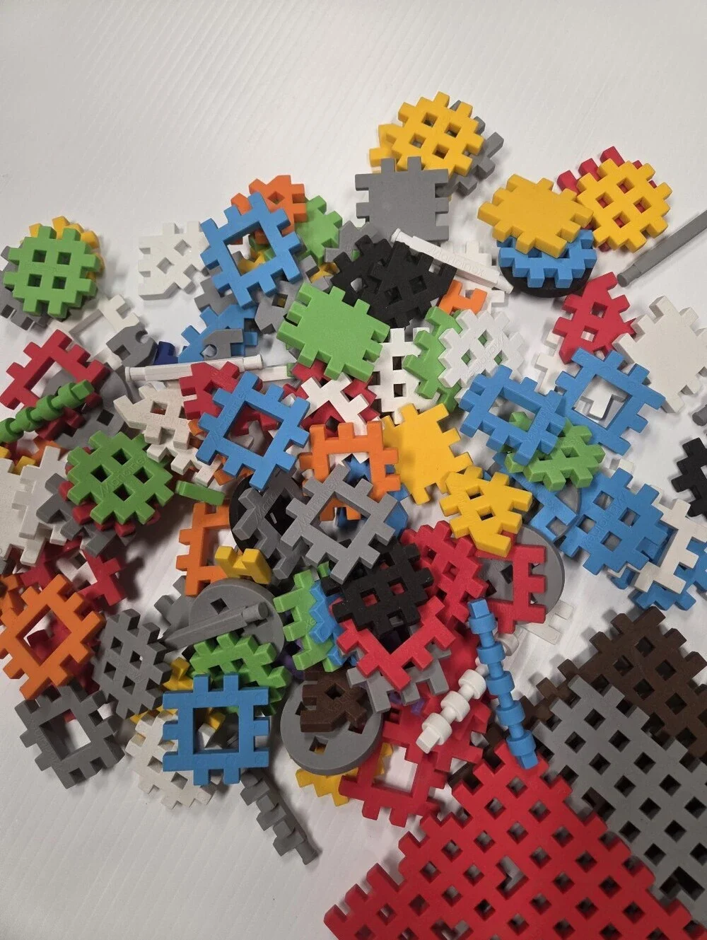 128pc Marioinex Mini Waffle Blocks Bundle - Soft Building Set with Wheels & Base